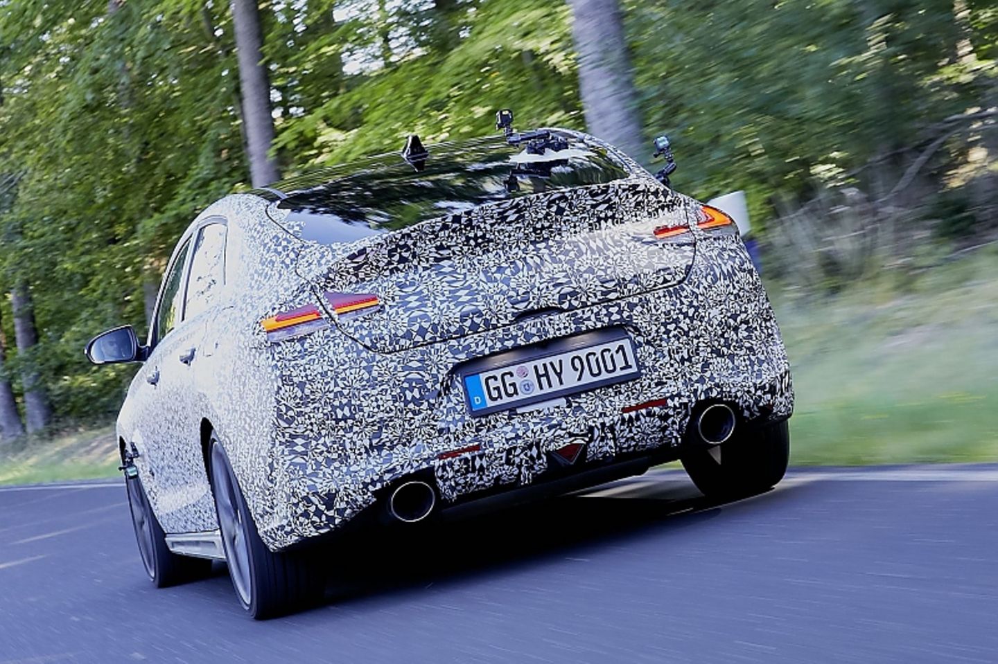 Neue Felgen machen das Fahrzeug um 14 Kilogramm leichter