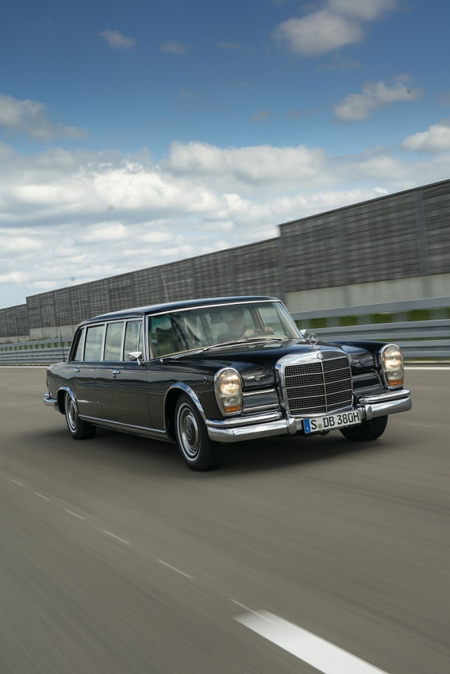 Mercedes 600 der Baureihe W 100