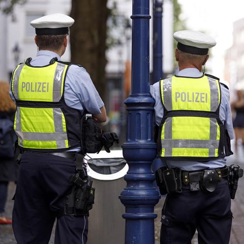 Rechtsextreme Chatgruppen bei der Polizei in NRW: Handelt endlich, anstatt zu forschen! Welche Reformen die Polizei braucht, haben Studien längst gezeigt