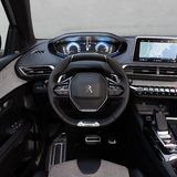 Der Peugeot 3008 Hybrid4 punktet mit dem virtuellen Cockpit