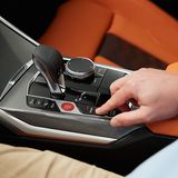 Mit diesen Tasten wird das M-Brüderpaar scharf geschalten