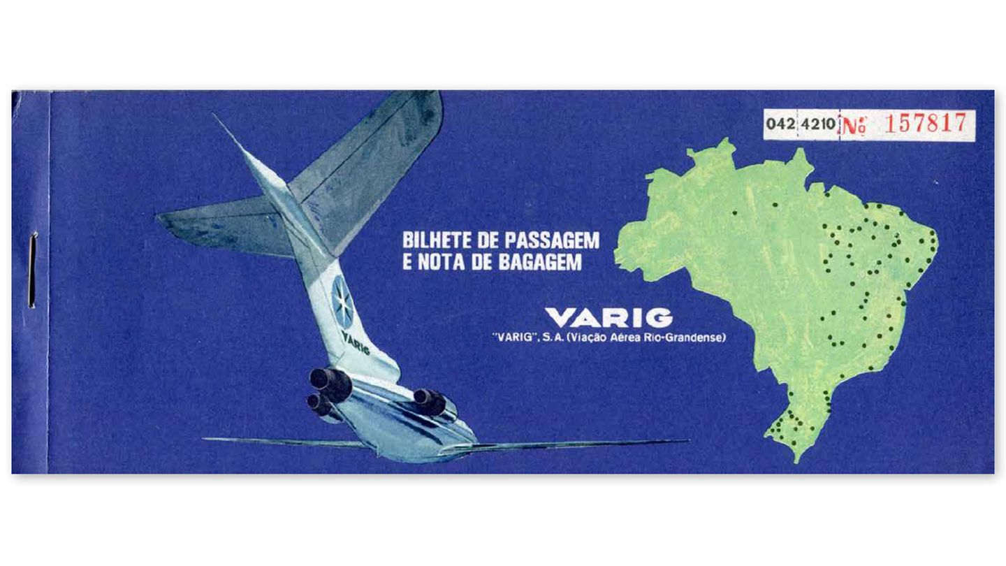 "Tickets Please!": Varig, Brasilien, 1973 Auf dem Ticket sind in der Brasilien-Karte neben dem Heck einer Boeing 727 auch gleich alle Flughäfen eingezeichnet, die von Varig angeflogen wurden. Der Name Varig ergab sich aus der Abkürzung für Viação Aérea Rio Grandense. 2009 musste das Mitglied des Luftfahrtbündnisses Star Alliance den Betrieb einstellen. Varig, Brasilien, 1973 Auf dem Ticket sind in der Brasilien-Karte neben dem Heck einer Boeing 727 auch gleich alle Flughäfen einzeichnet, die von Varig angeflogen wurden. Der Name Varig ergab sich aus der Abkürzung für Viação Aérea Rio Grandense. 2009 musste das Mitglied des Luftfahrtbündnisses Star Alliance den Betrieb einstellen.