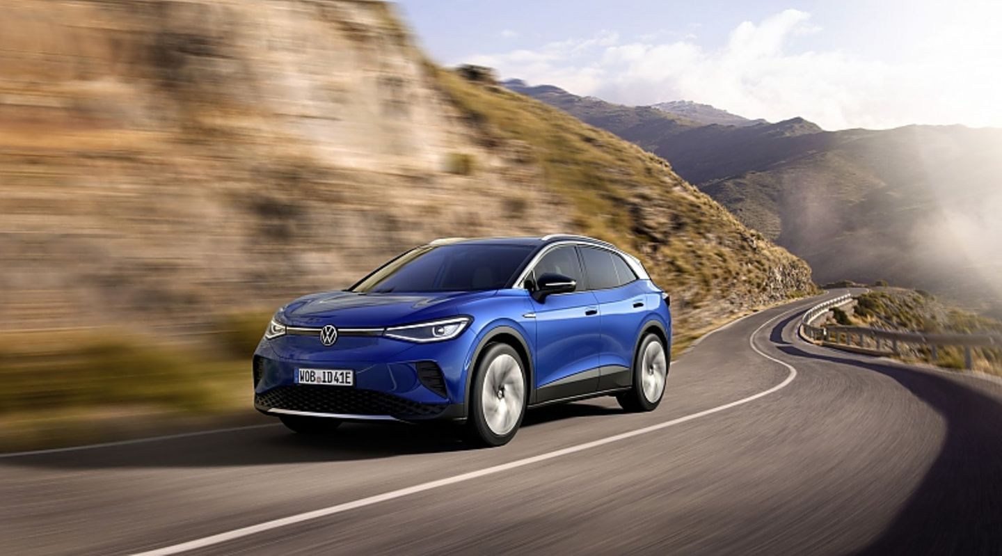 Der VW ID.4 hat zunächst 150 kW / 204 PS