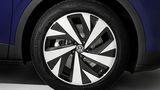 Der VW ID.4 rollt auf bis zu 21 Zoll großen Felgen