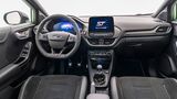 Das Cockpit hält wenig Überraschendes parat