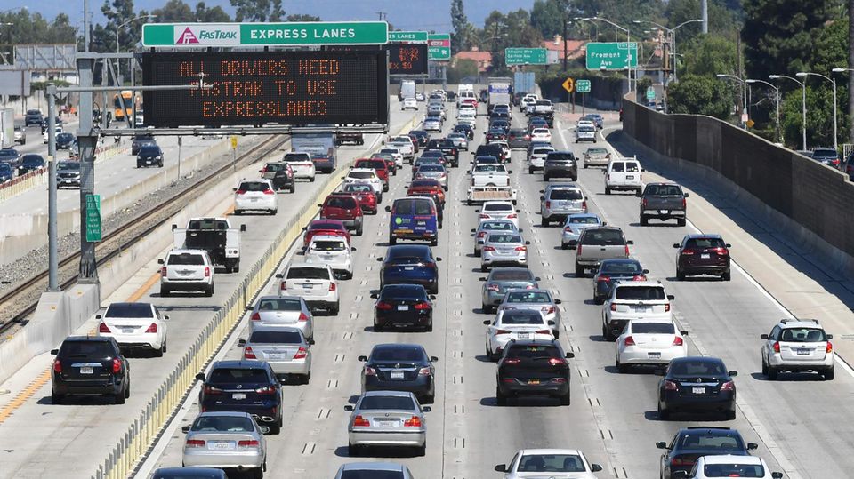 Autoverkehr in Los Angeles, Kalifornien