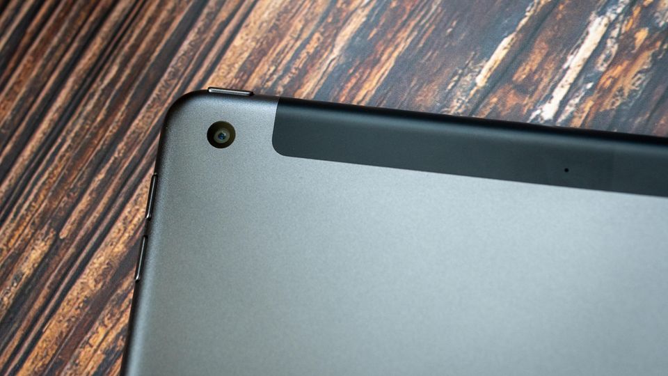 Die Kamera im iPad 8 ist alles andere als spektakulär, aber für die meisten Zwecke ausreichend. Die Kamera im iPad 8 ist alles andere als spektakulär, aber für die meisten Zwecke ausreichend.