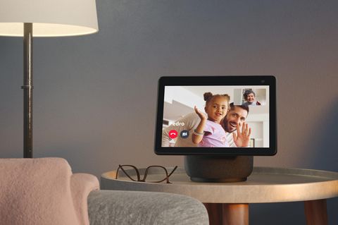Großes Amazon-Event: Der neue Echo Show kann sich bewegen - folgt dem Sprecher so durch den Raum