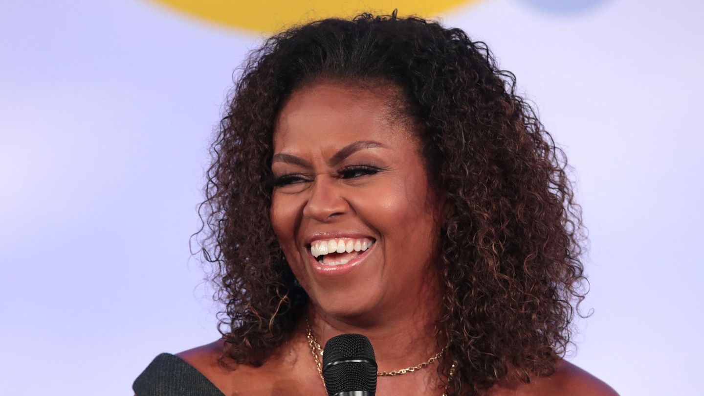 Michelle Obama lacht