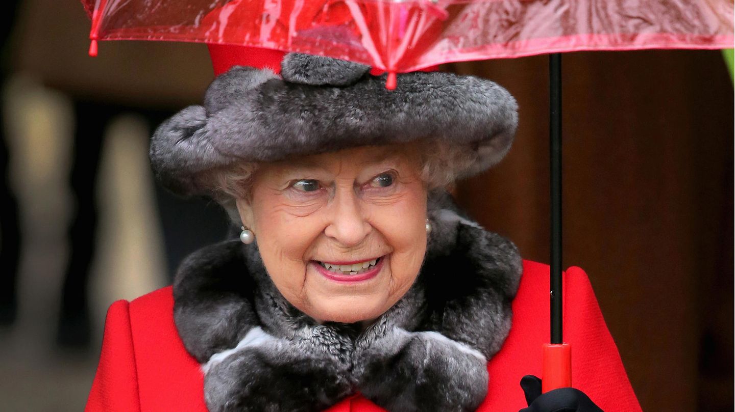 Die Queen beim Weihnachtsgottesdienst in Sandringham