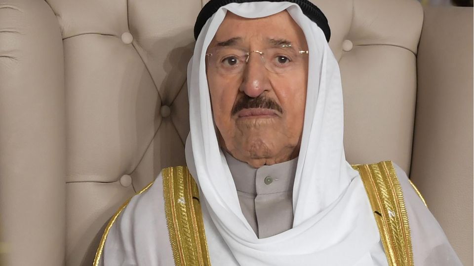 News des Tages: Im Alter von 91 Jahren gestorben: Scheich Sabah al-Ahmed al-Sabah, der Emir von Kuwait Im Alter von 91 Jahren gestorben: Scheich Sabah al-Ahmed al-Sabah, der Emir von Kuwait