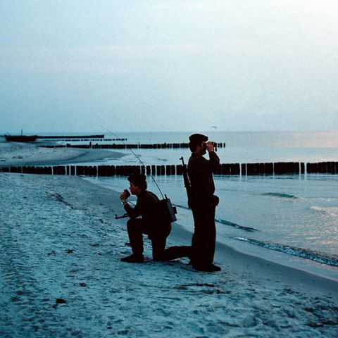 30 Jahre Ende der DDR: Von Kühlungsborn nach Westen: Der Arzt, der 45 Kilometer durch die Ostsee in die Freiheit schwamm