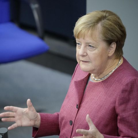 Generaldebatte: Steigende Corona-Zahlen: Wie die Kanzlerin der Nation ins Gewissen redet
