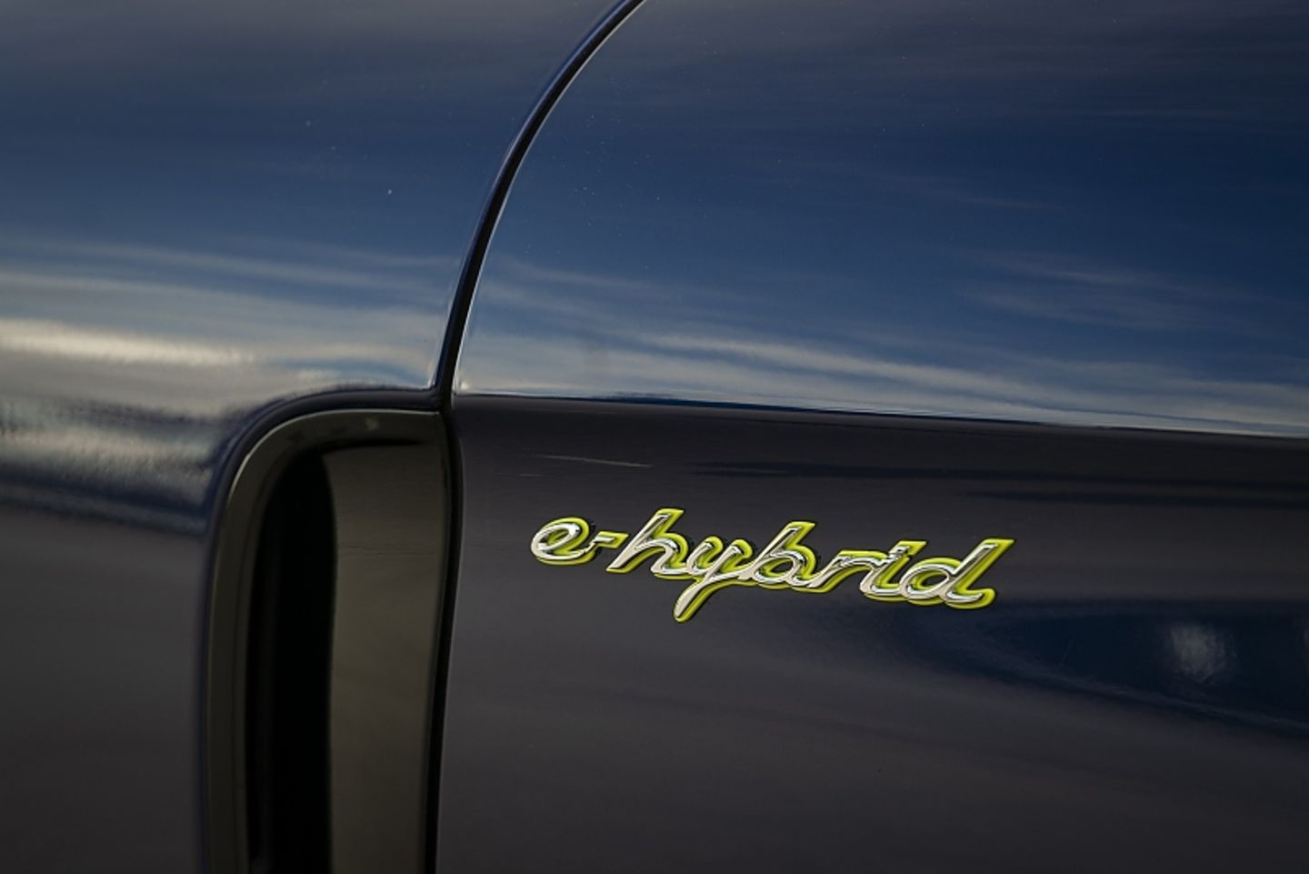 Porsche Panamera 4S E Hybrid