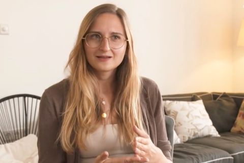 Frau will sich Spirale entfernen lassen