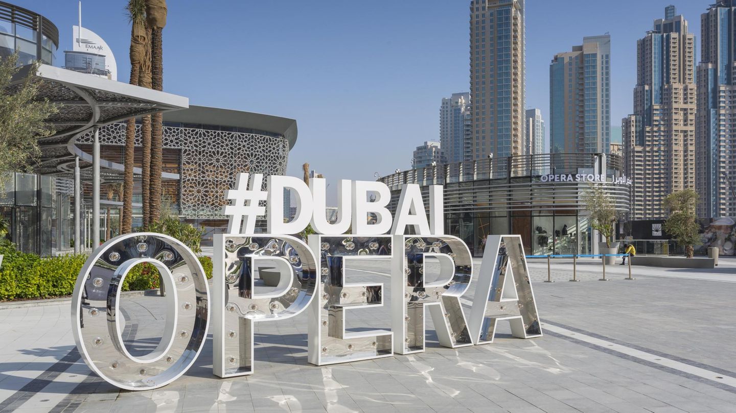 Dubai Opera