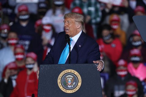 Corona-Infektion des US-Präsidenten: Um alle Macht keine Schwäche zeigen – Trump wurde Opfer seiner eigenen Besessenheit