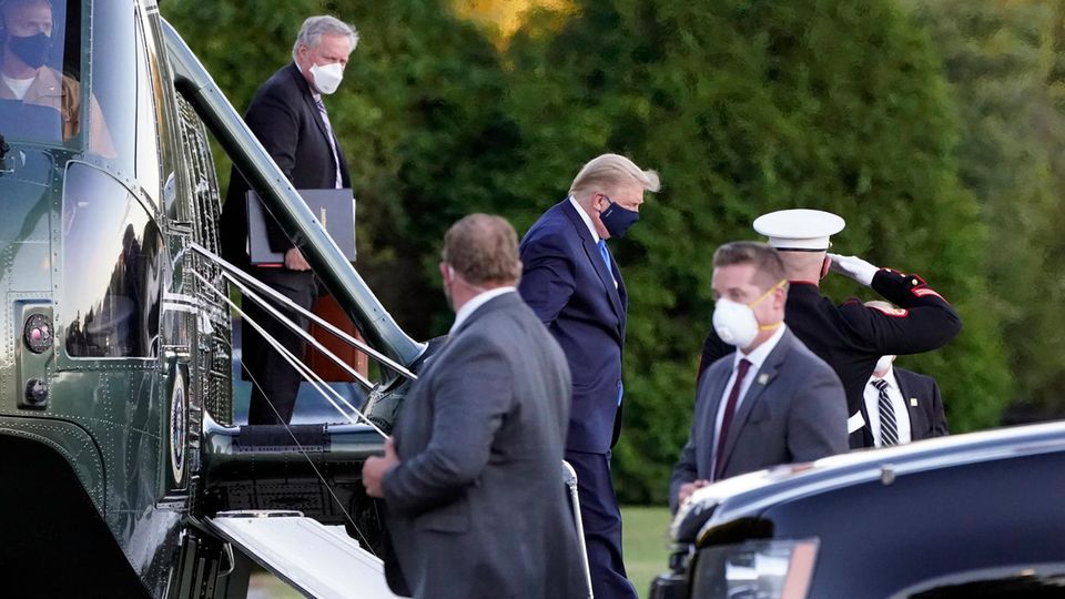 Trump Coronavirus:  Donald Trump, Präsident der USA, kommt im Walter-Reed-Militärkrankenhaus an