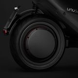 Beim Unu Roller ist der Bosch-Elektromotor in das Hinterrad integriert