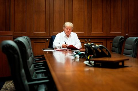Donald Trump Krank am Arbeiten