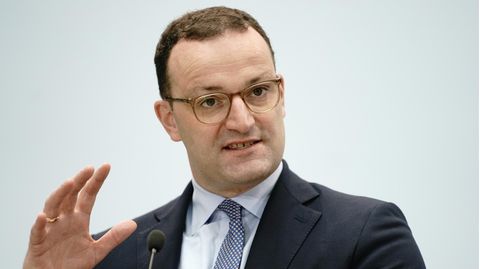 Jens Spahn - jung, schwul, konservativ - Ziel: Kanzleramt ...