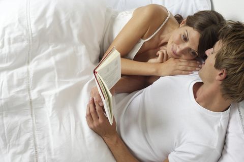 Gute Nacht Geschichten für Erwachsene liegen im Trend
