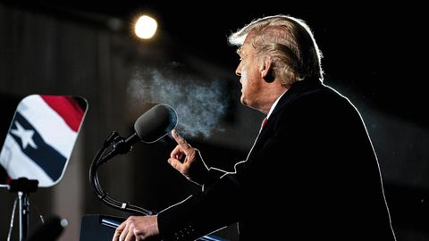 Donald Trump hält eine Rede