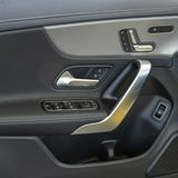 Das Cockpit strahlt Wertigkeit aus