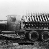 Weitere Lkw  mussten die Raketen transportieren.