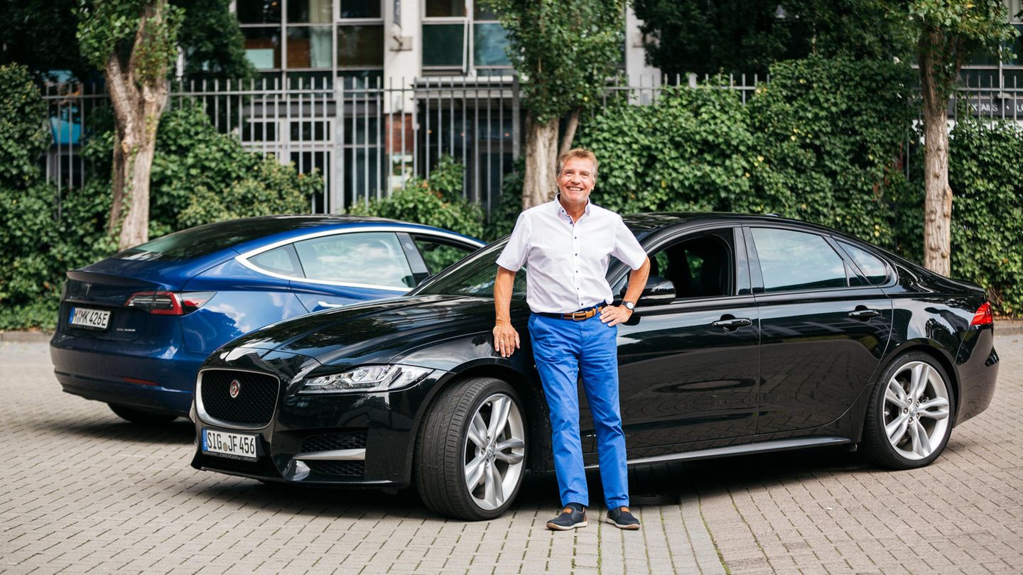Hans-Jörg Felbick bleibt bei seinem Jaguar
