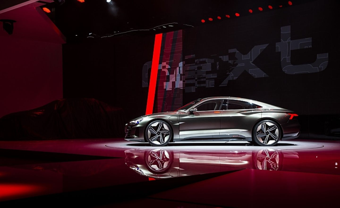 Audi E-Tron GT 2021