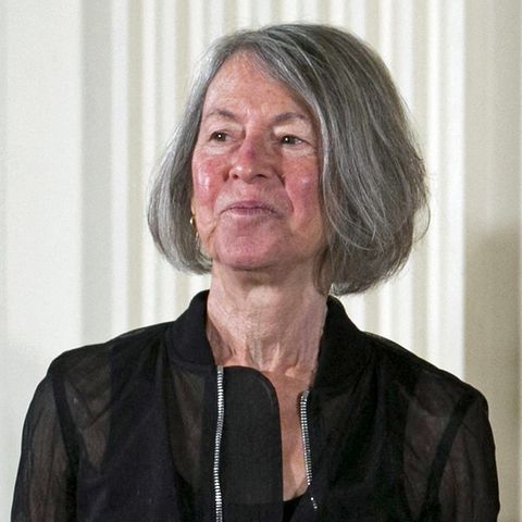 Die amerikanische Poetin Louise Glück bei der Verleihung der National Humanities Medal 2016 im Weißen Haus