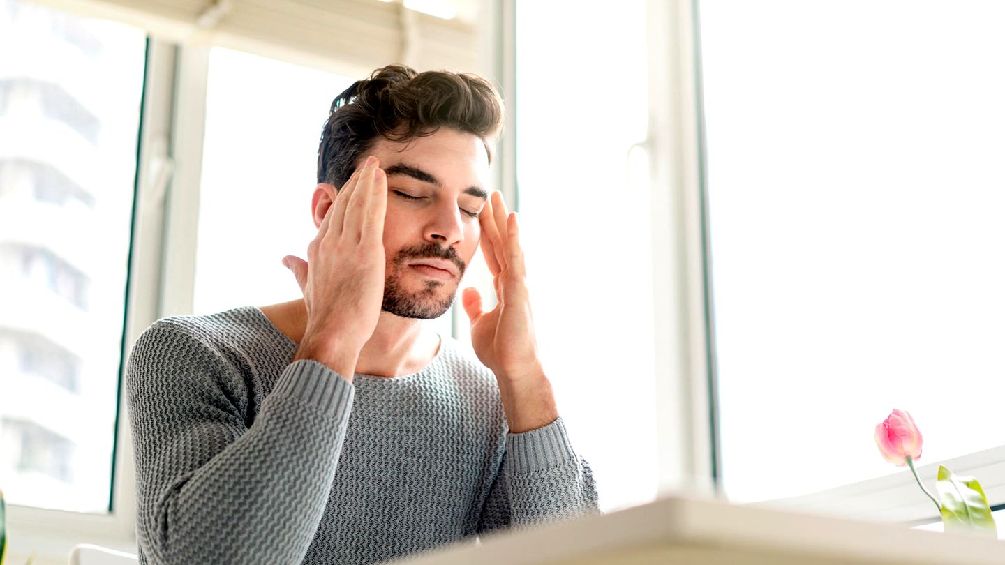 Die Diagnose: Er hat ständig Schwindelattacken, verliert deshalb seinen Job. Die Ursache? Eine seltene Krankheit