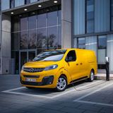 Wird der Opel Vivaro-e mit 11 kW geladen sind die 75 kWh Akkus nach etwa sieben Stunden voll