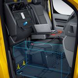 Auch der Beifahrersitz kann hoch geklappt werden