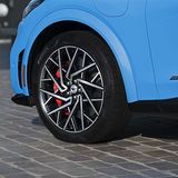 Die Typenbezeichnung verrät den Allradantrieb