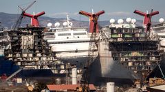 Die Schiffe von Carnival Cruises sind an den markanten roten "Whale Tail"-Schornsteinen leicht zu erkennen