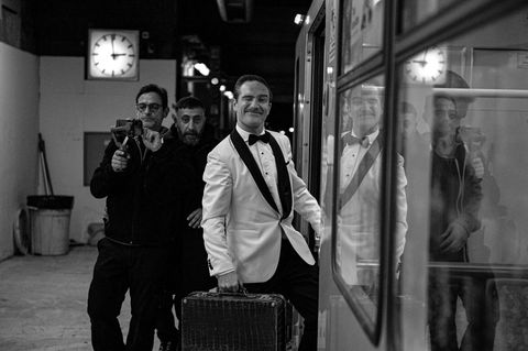 Kameramann Sergio Gazzera bei den Dreharbeiten zu "Roccos Reise" in Berlin mit Kida Khodr Ramadan und Frederick Lau (r.).