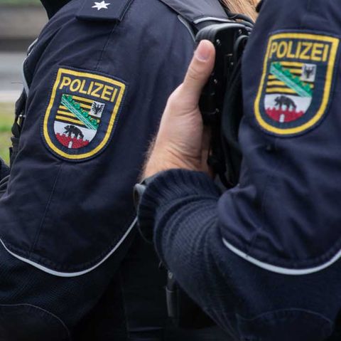 Sachsen Anhalts Innenminister Holger Stahlknecht; Polizeibeamte