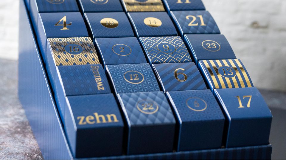 Ho, Ho, Hochprozentig: 24-mal Gin, Whisky & Co: Lohnt sich der Spirituosen-Adventskalender von Amazon? Ho, Ho, Hochprozentig: 24-mal Gin, Whisky & Co: Lohnt sich der Spirituosen-Adventskalender von Amazon?