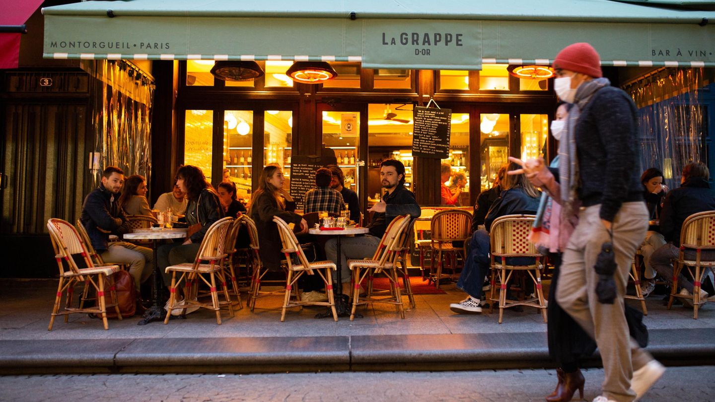 Nächtliche Ausgangssperre in Frankreich: Traditionsgastronom über Corona-Maßnahmen: "Wir werden alle in einen Topf geworfen" Nächtliche Ausgangssperre in Frankreich: Traditionsgastronom über Corona-Maßnahmen: "Wir werden alle in einen Topf geworfen"