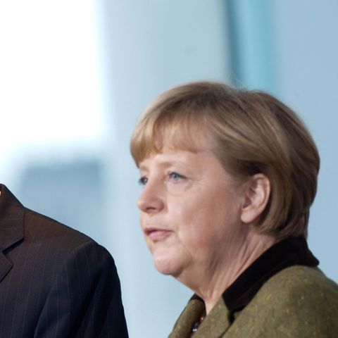 Bundeskanzlerin Angela Merkel (CDU) empfängt im Kanzleramt 2013 den damaligen US-Vizepräsidenten Joe Biden