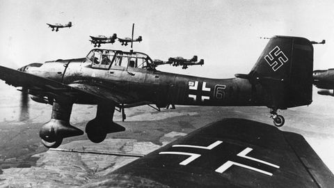 In der Luftschlacht um England veranstalten die Briten Scheibenschießen auf langsame Maschinen.