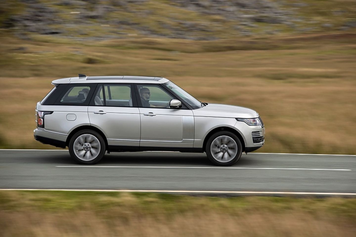 Der Range Rover ist fünf Meter lang