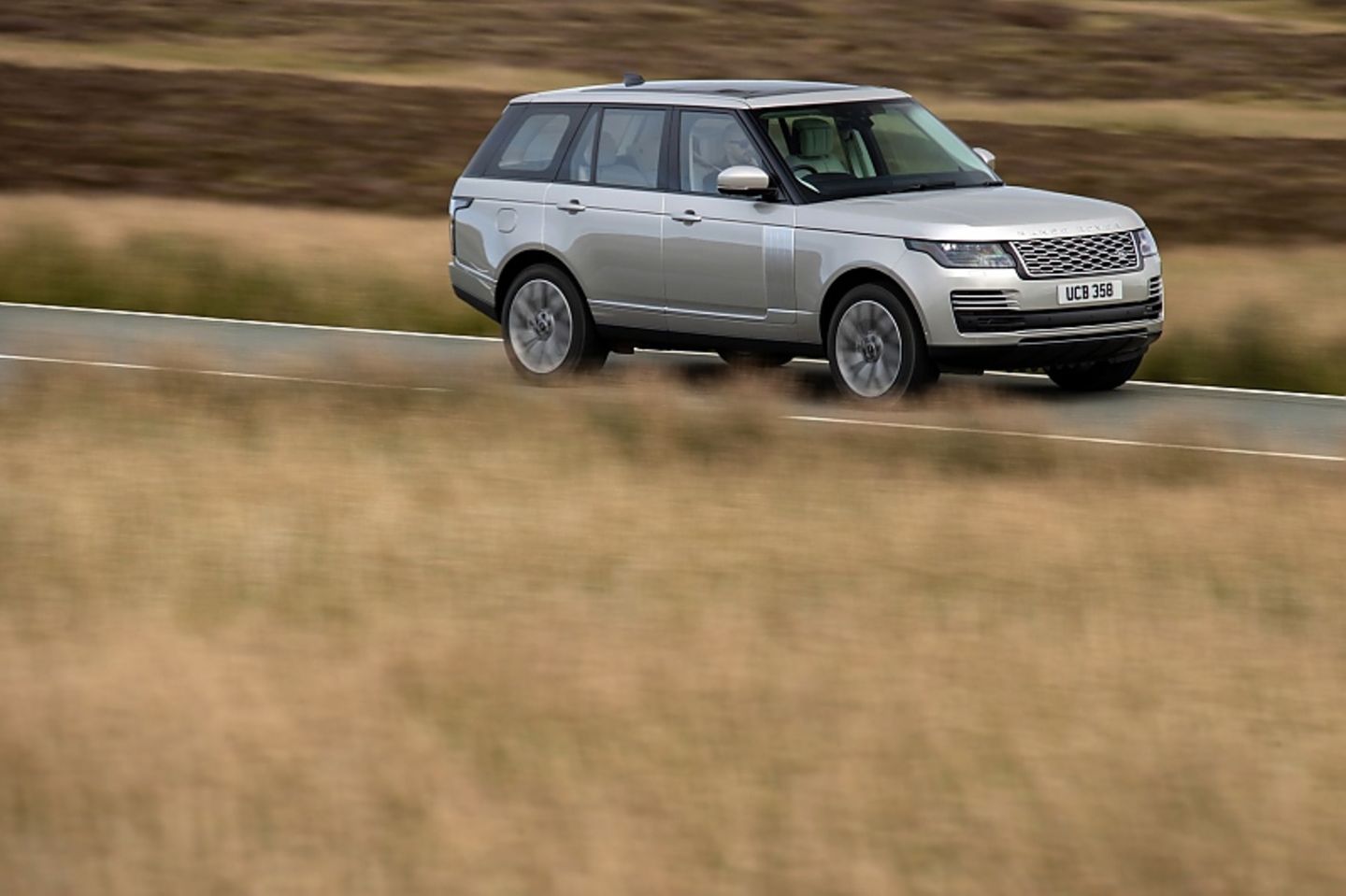 Der Range Rover D350 knackt nach 7,1 Sekunden die 100 km/h-Marke