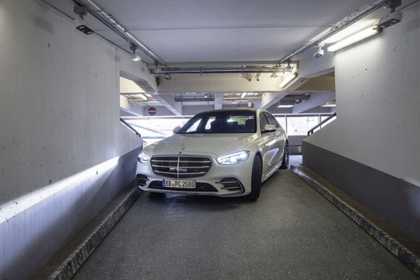 Mercedes S-Klasse autonomes Valet Parking