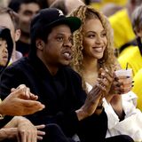 Platz 11: Jay Z und Beyoncé   Das Musikerpaar teil sich einen Privatjet der Marke Bombardier Challenger 850 umd kommt auf Flugkosten von 1.385.000 US-Dollar.