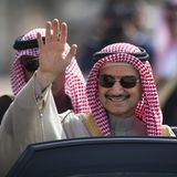 Platz 6: Prinz al-Walid ibn Talal Al Saud  Der Investor aus Saudi-Arabien gehört laut der Forbes-Liste zu den 50 reichsten Männern der Welt. Wenn er reisen muss, lässt er sich in seiner Boeing 747-400 an Ziel bringen. Den von ihm bestellten Airbus A380 hat er bereits weiterverkauft. Die jährlichen Kosten werden auf 3.860.000 US-Dollar geschätzt.