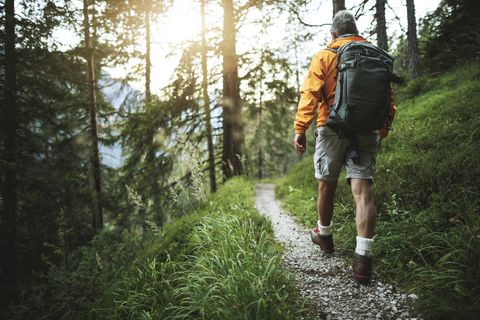 Die Diagnose: Beim Wandern wird er ohnmächtig – er hätte besser in den Pausen kein Brot gegessen