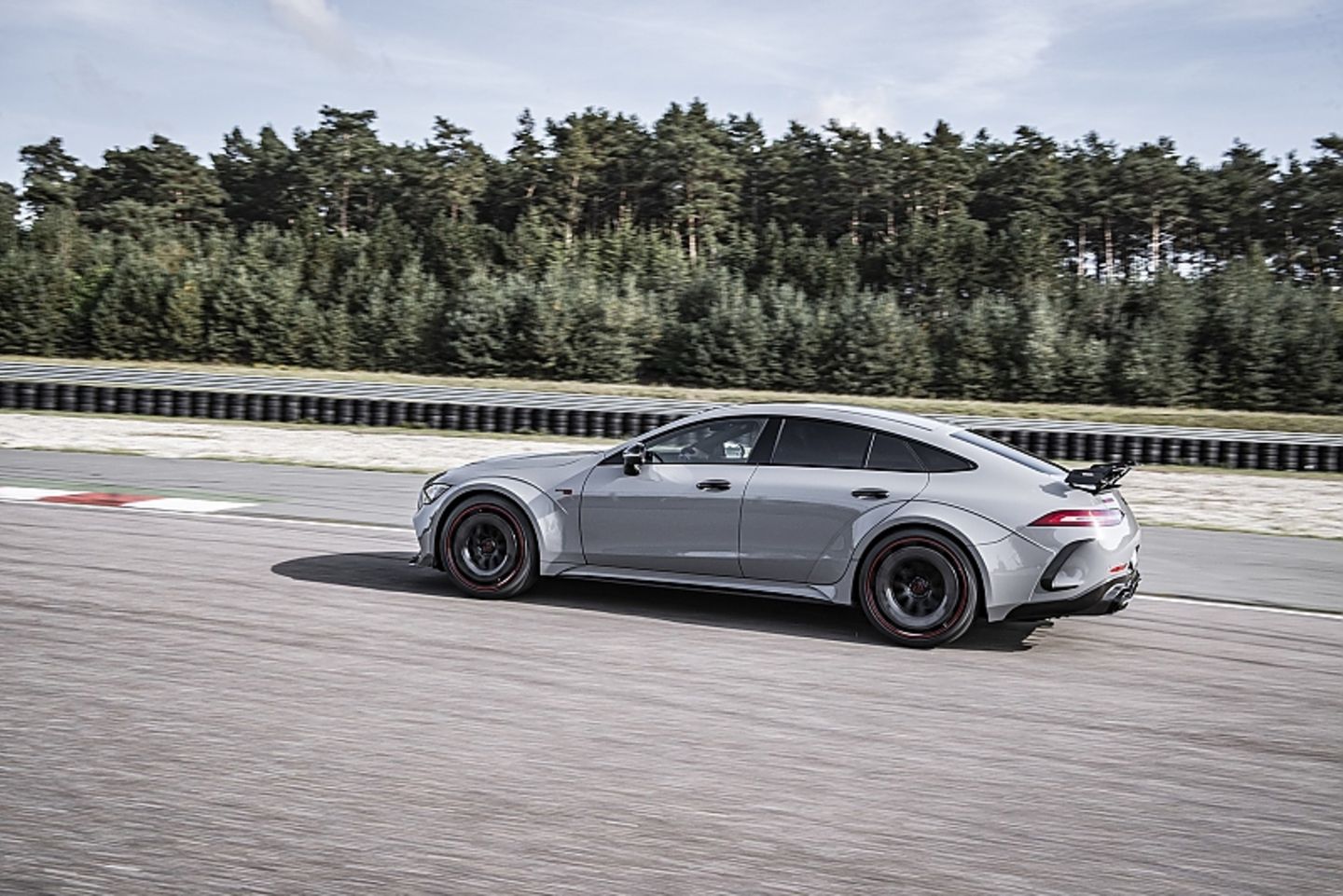 Brabus Rocket 900